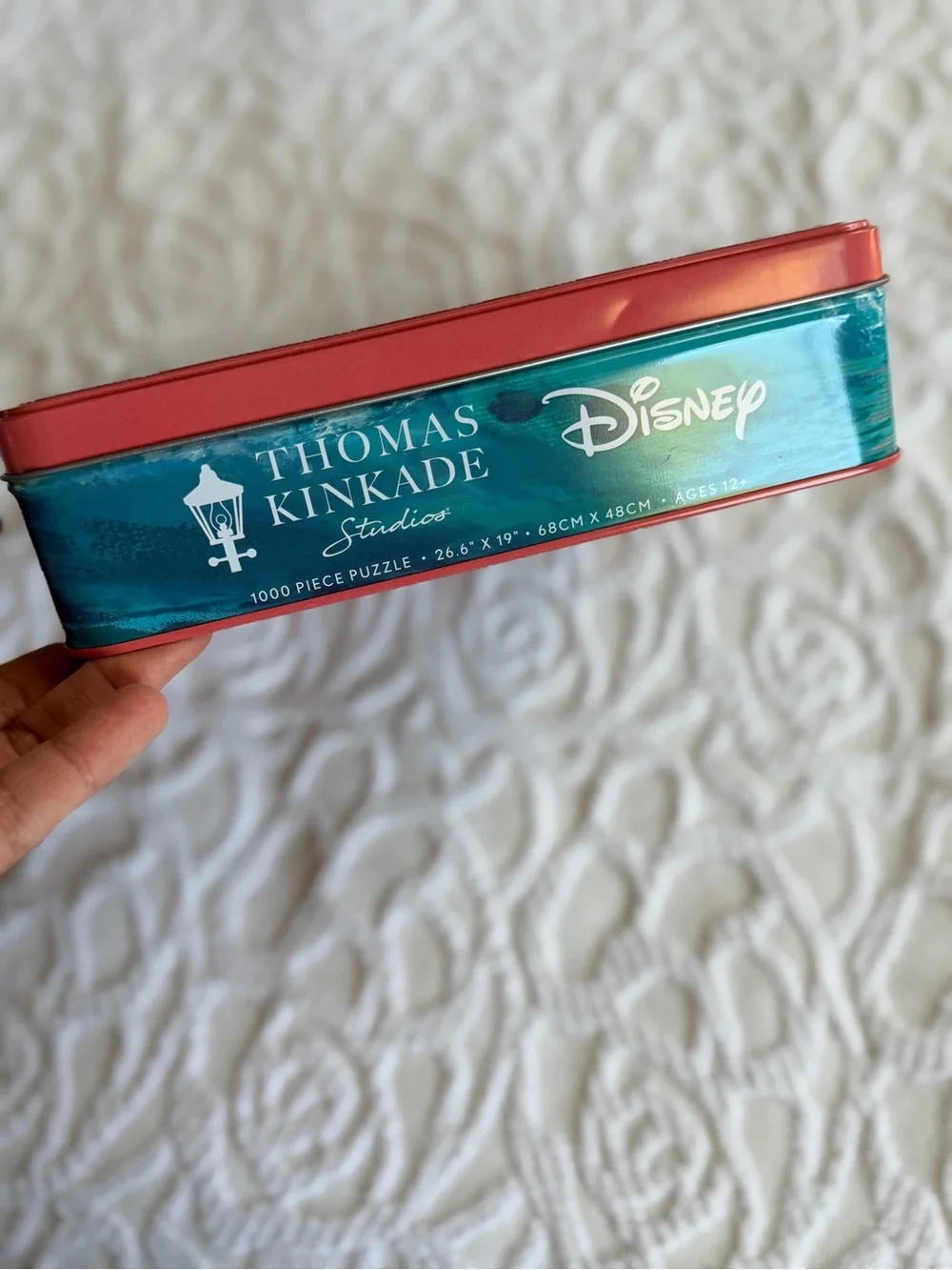 New Collector Tin Disney Thomas Kinkade Moana 1000-Piece Jigsaw Puzzle -